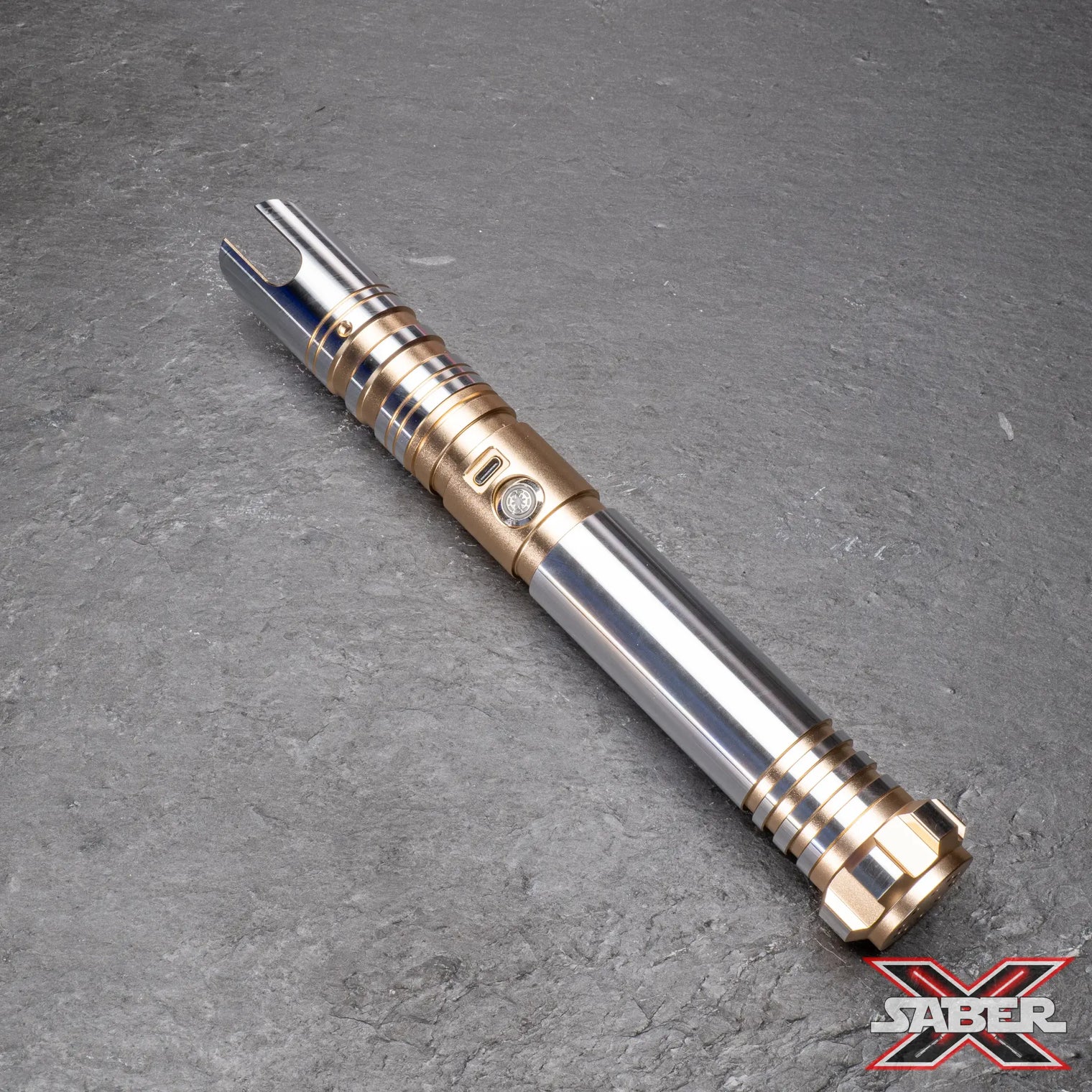 R2 Saber