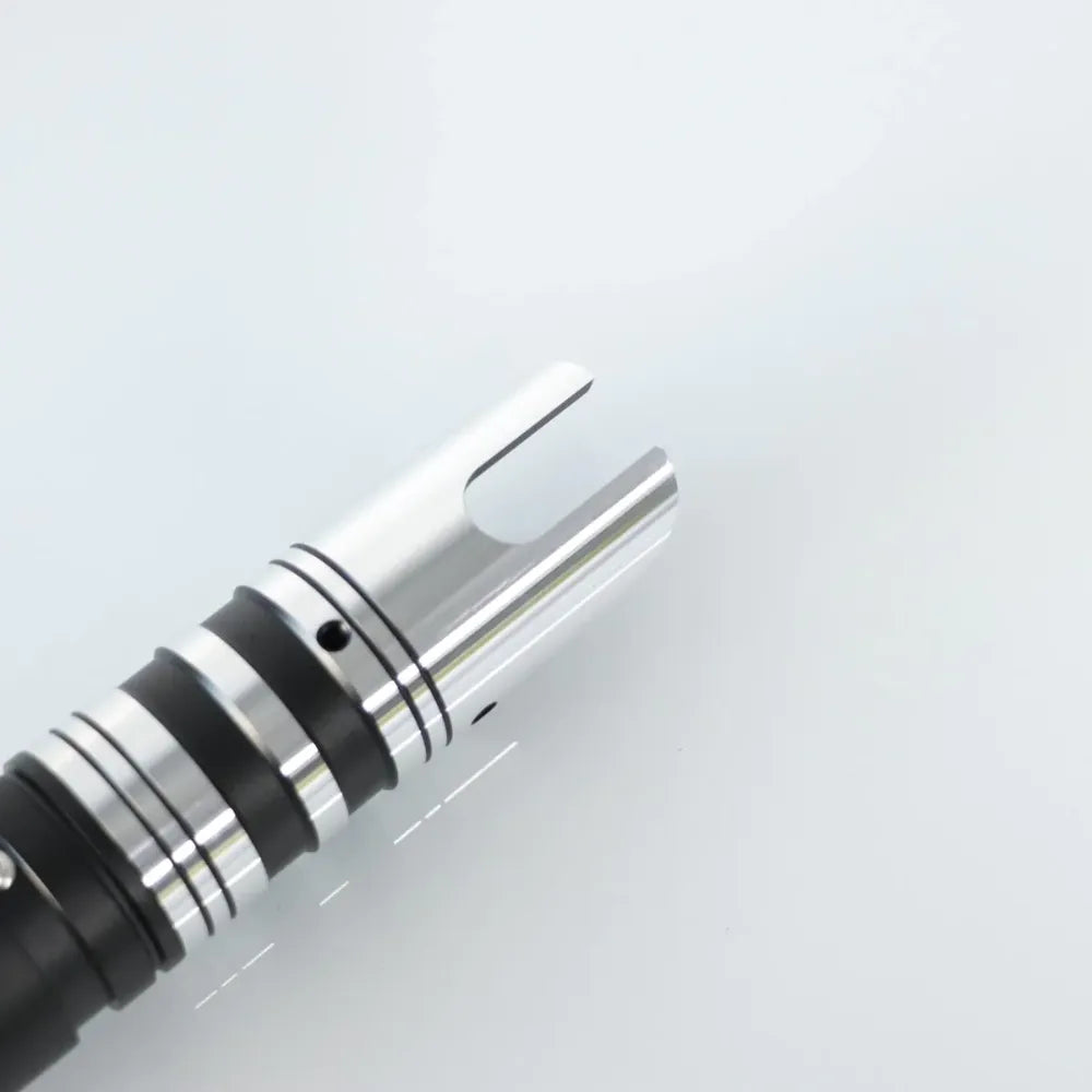 R2 Saber